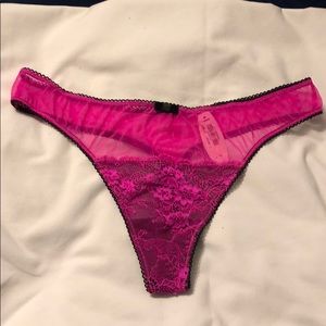 Victoria’s Secret thong Lg